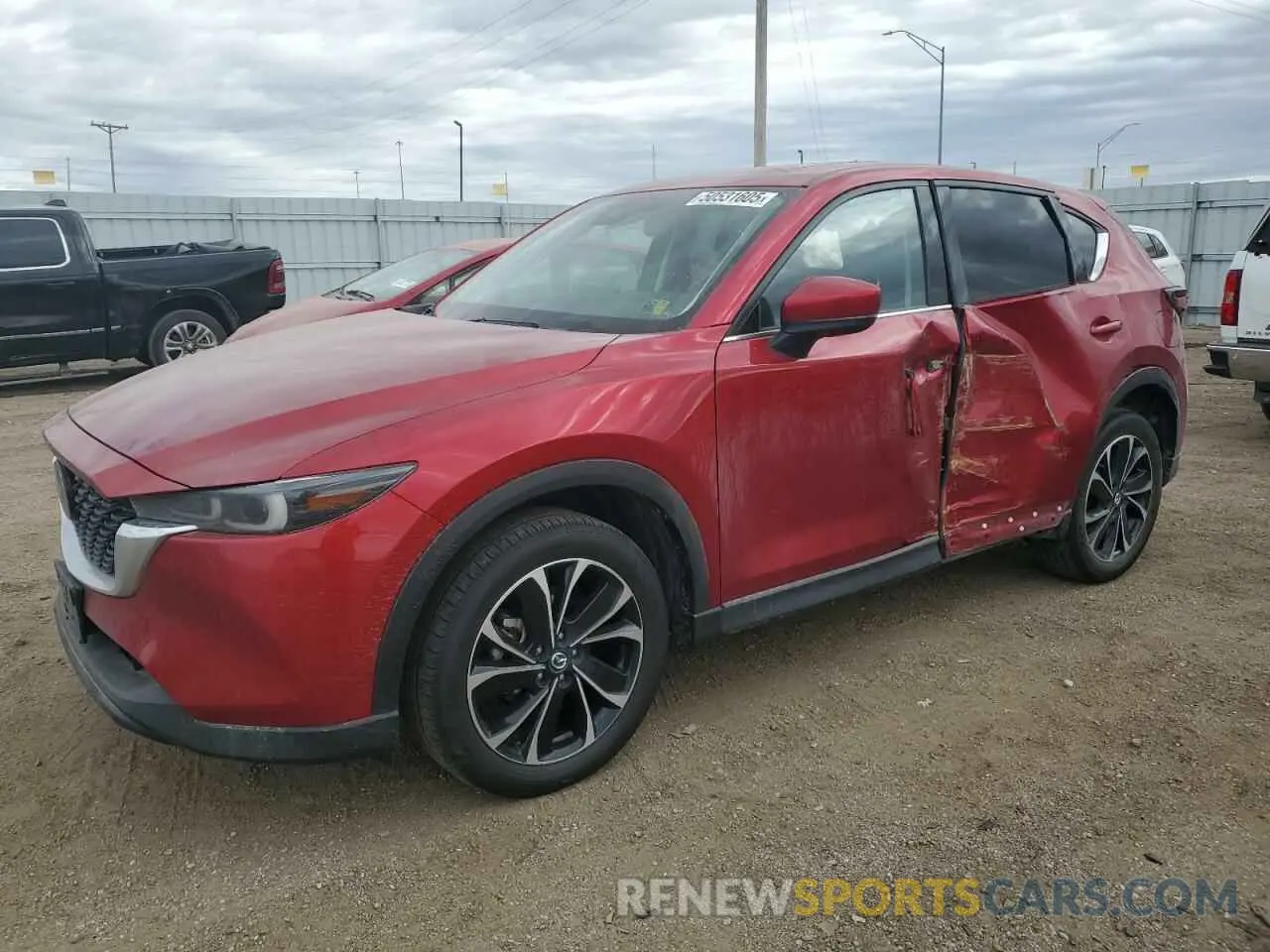 1 fotografías del automóvil dañado JM3KFBDMXP0135651 MAZDA CX-5 PREMI 2023