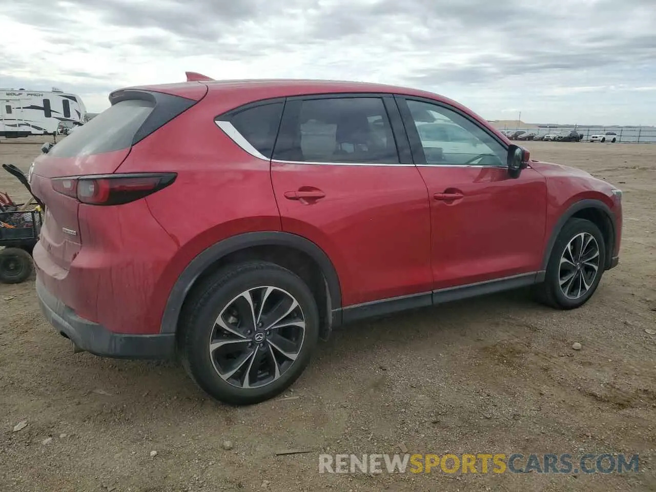 3 fotografías del automóvil dañado JM3KFBDMXP0135651 MAZDA CX-5 PREMI 2023