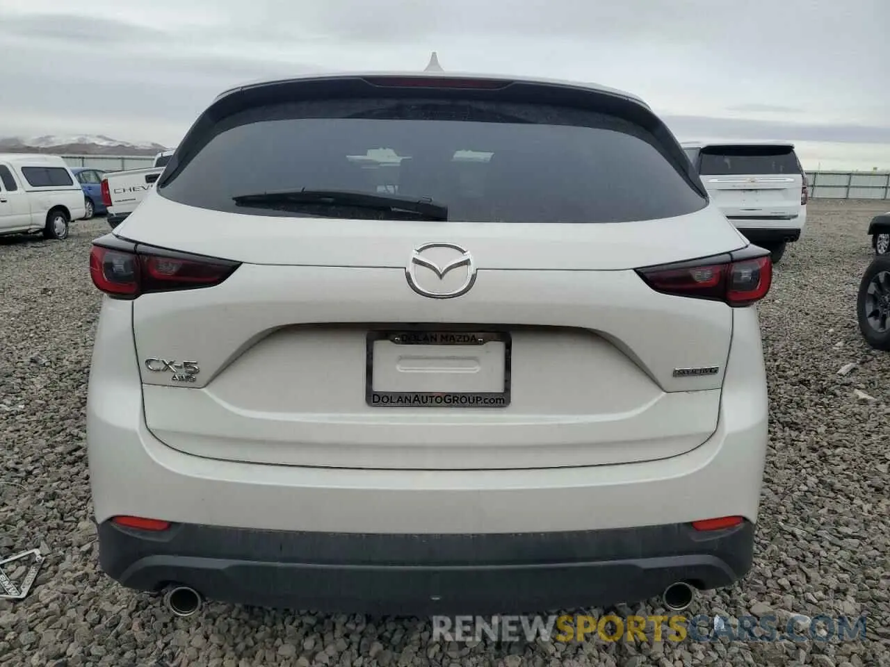 6 fotografías del automóvil dañado JM3KFBEM9P0138541 MAZDA CX-5 PREMI 2023