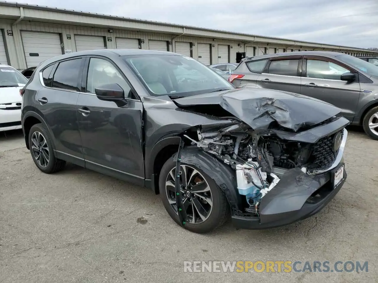 4 fotografías del automóvil dañado JM3KFBEMXP0119531 MAZDA CX-5 PREMI 2023