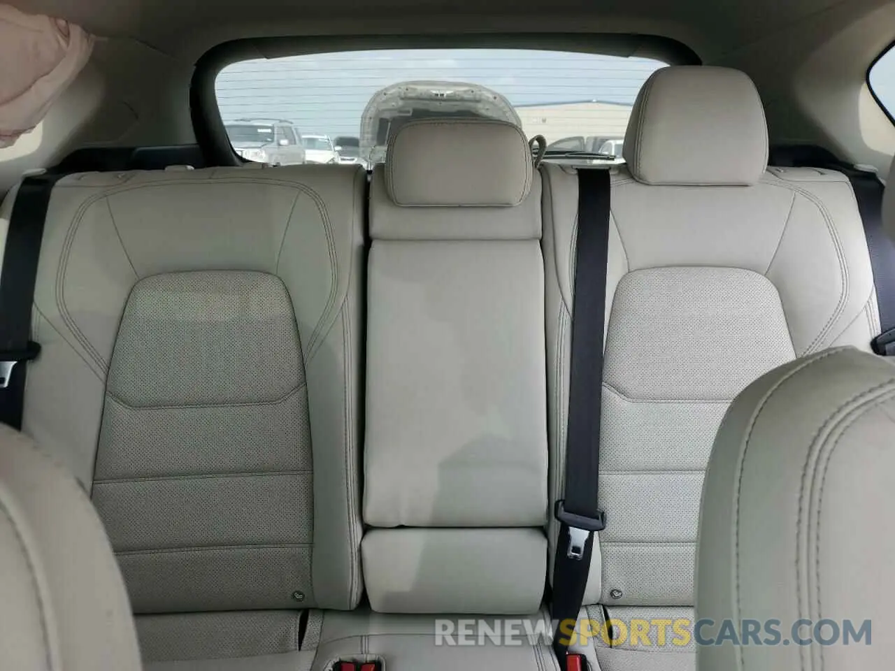 10 fotografías del automóvil dañado JM3KFBDL5R0466082 MAZDA CX-5 PREMI 2024