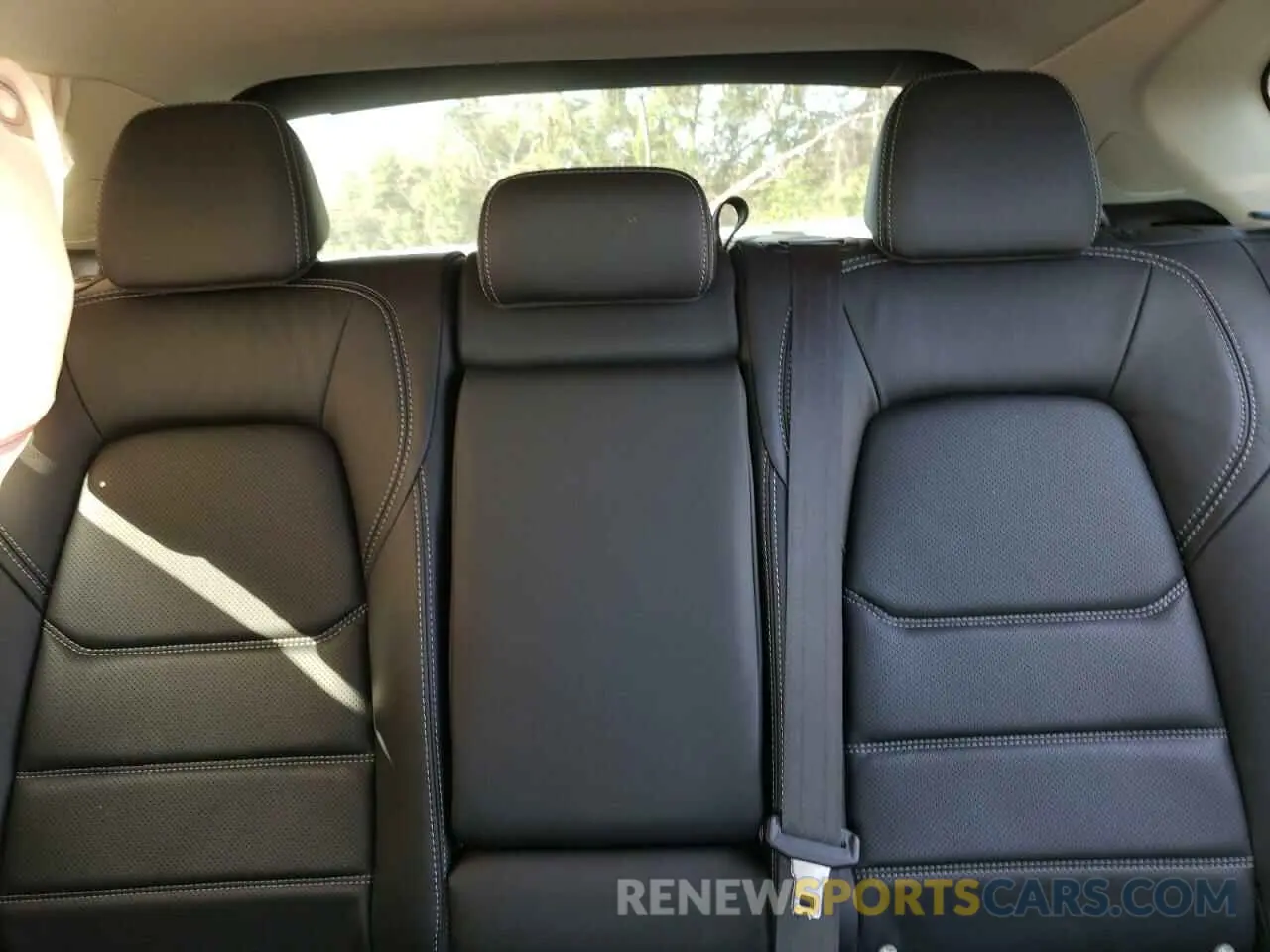 10 fotografías del automóvil dañado JM3KFBDL5R0523770 MAZDA CX-5 PREMI 2024