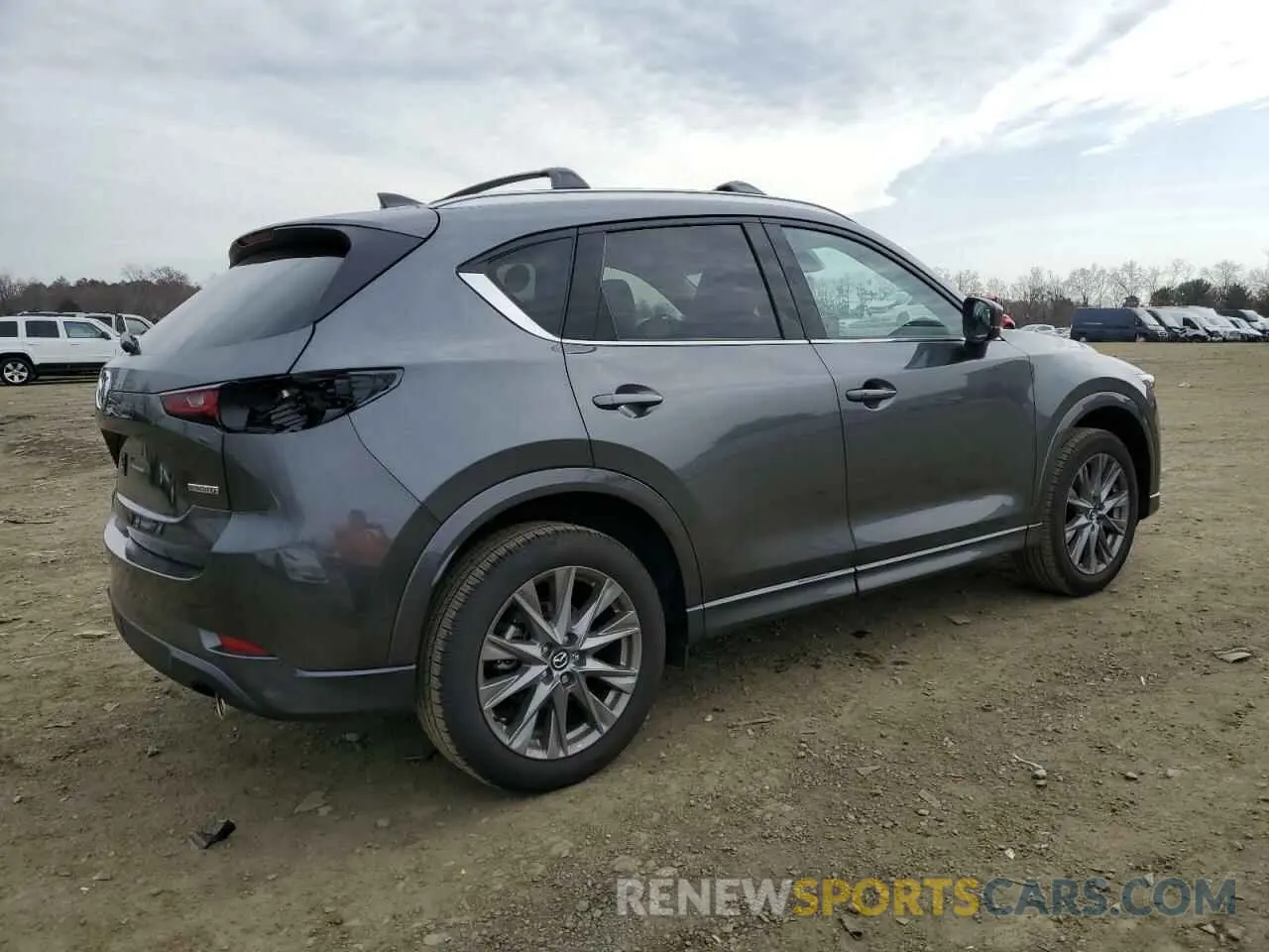 3 fotografías del automóvil dañado JM3KFBELXR0536304 MAZDA CX-5 PREMI 2024