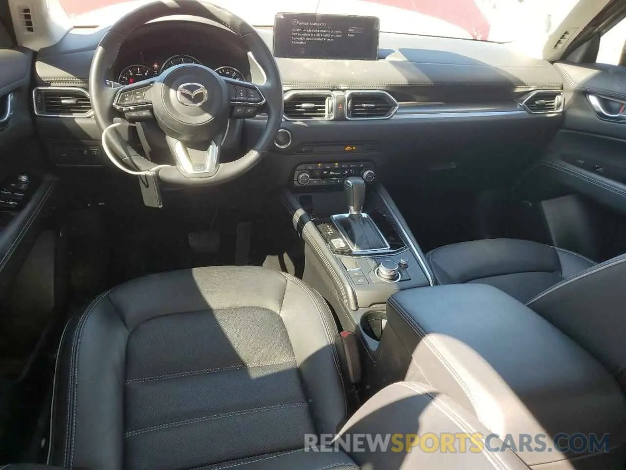 8 fotografías del automóvil dañado JM3KFBEM0R0398376 MAZDA CX-5 PREMI 2024