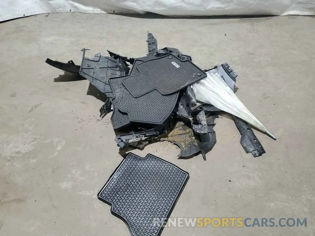 13 fotografías del automóvil dañado JM3KFBEM6R0362854 MAZDA CX-5 PREMI 2024