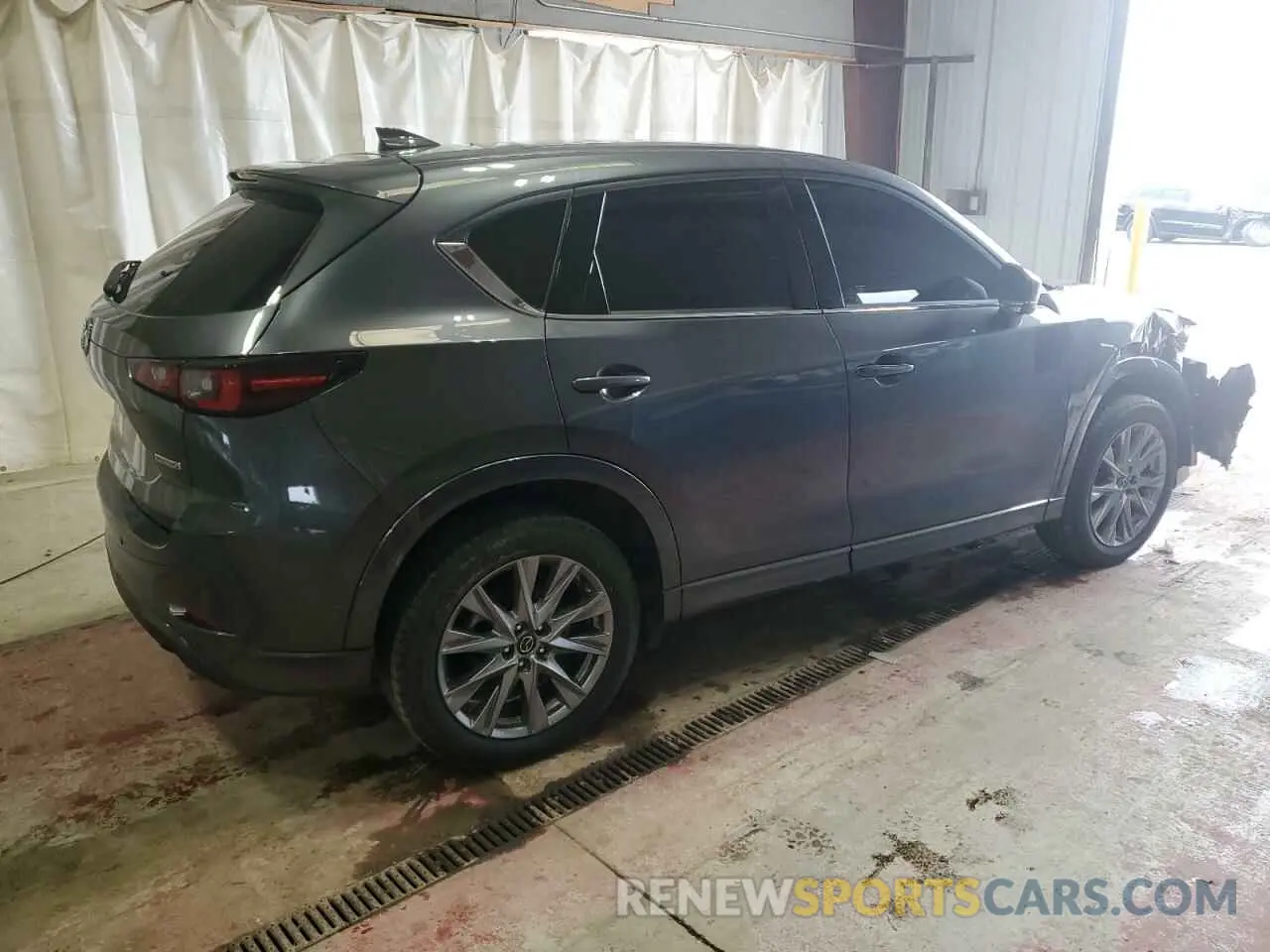 3 fotografías del automóvil dañado JM3KFBEM6S0550117 MAZDA CX-5 PREMI 2025