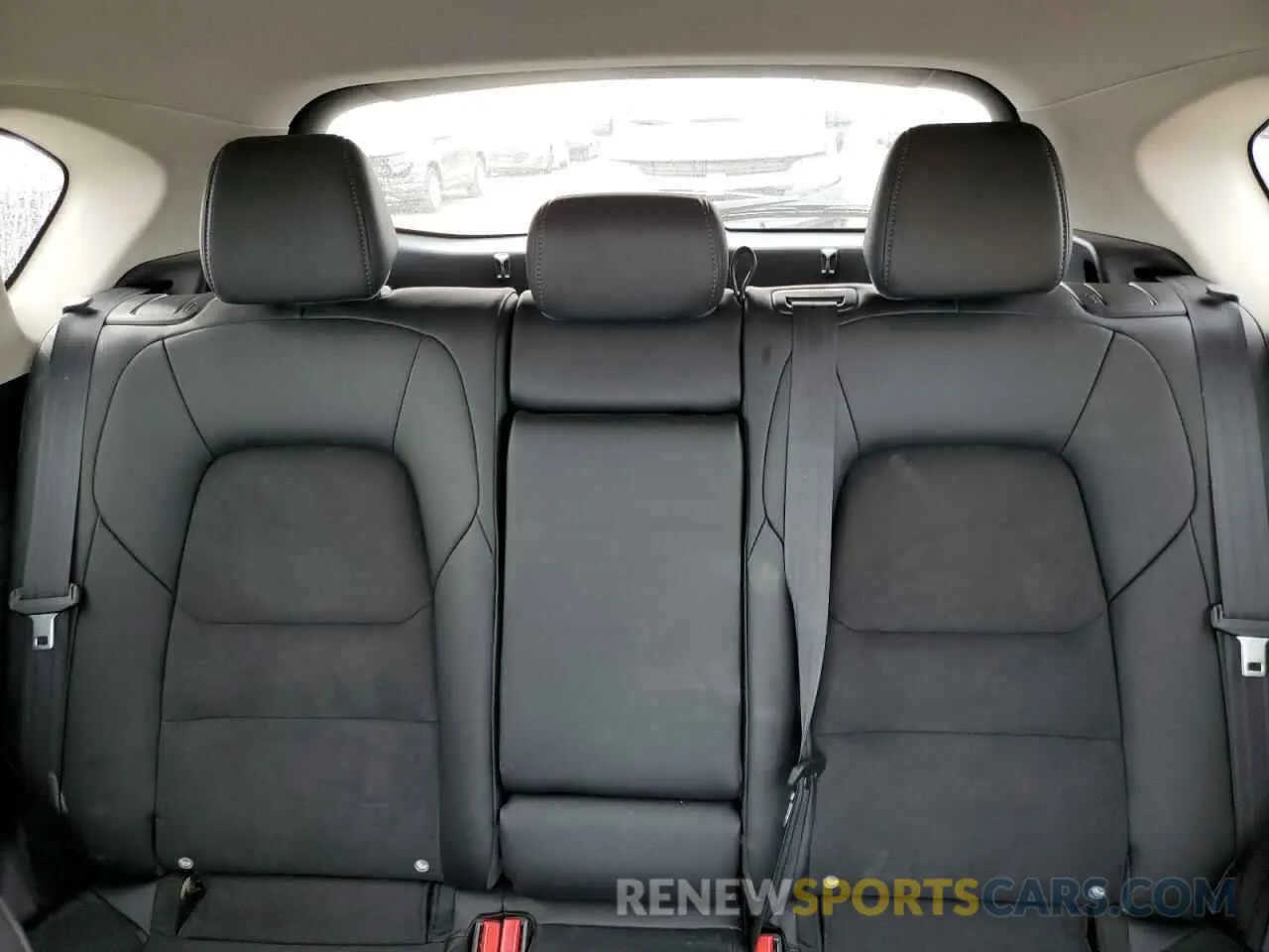 10 fotografías del automóvil dañado JM3KFBBM0N0625998 MAZDA CX-5 SELEC 2022