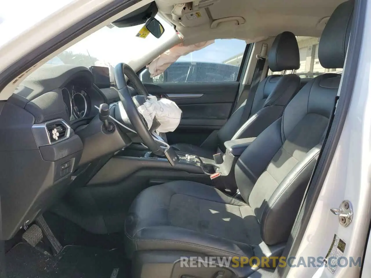 7 fotografías del automóvil dañado JM3KFBBM1N0571949 MAZDA CX-5 SELEC 2022