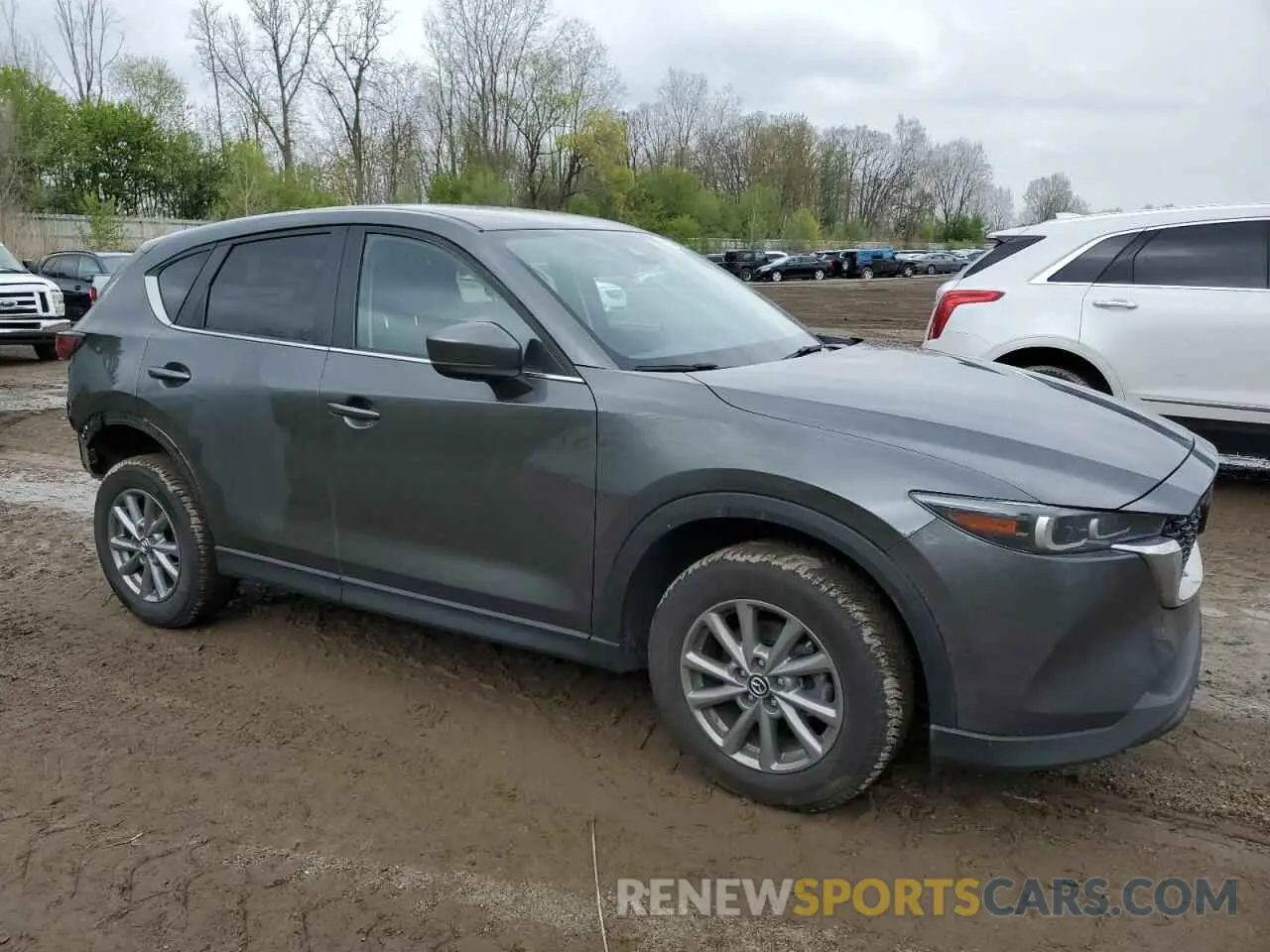 4 fotografías del automóvil dañado JM3KFBBM2N0545618 MAZDA CX-5 SELEC 2022