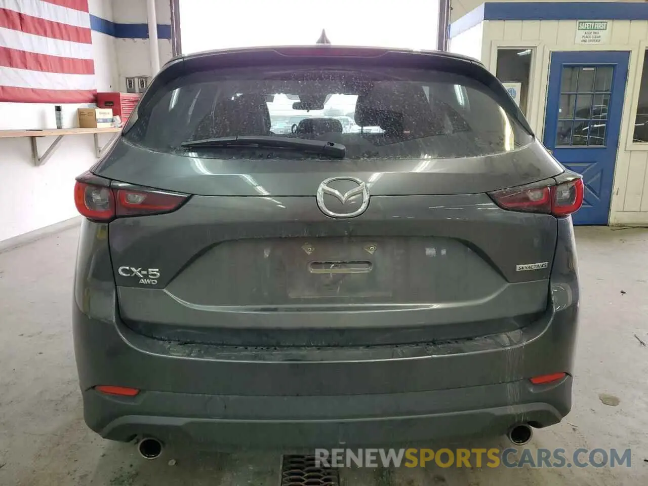6 fotografías del automóvil dañado JM3KFBBM2N0599856 MAZDA CX-5 SELEC 2022