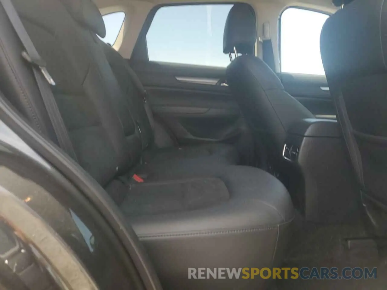 11 fotografías del automóvil dañado JM3KFBBM6N0533777 MAZDA CX-5 SELEC 2022