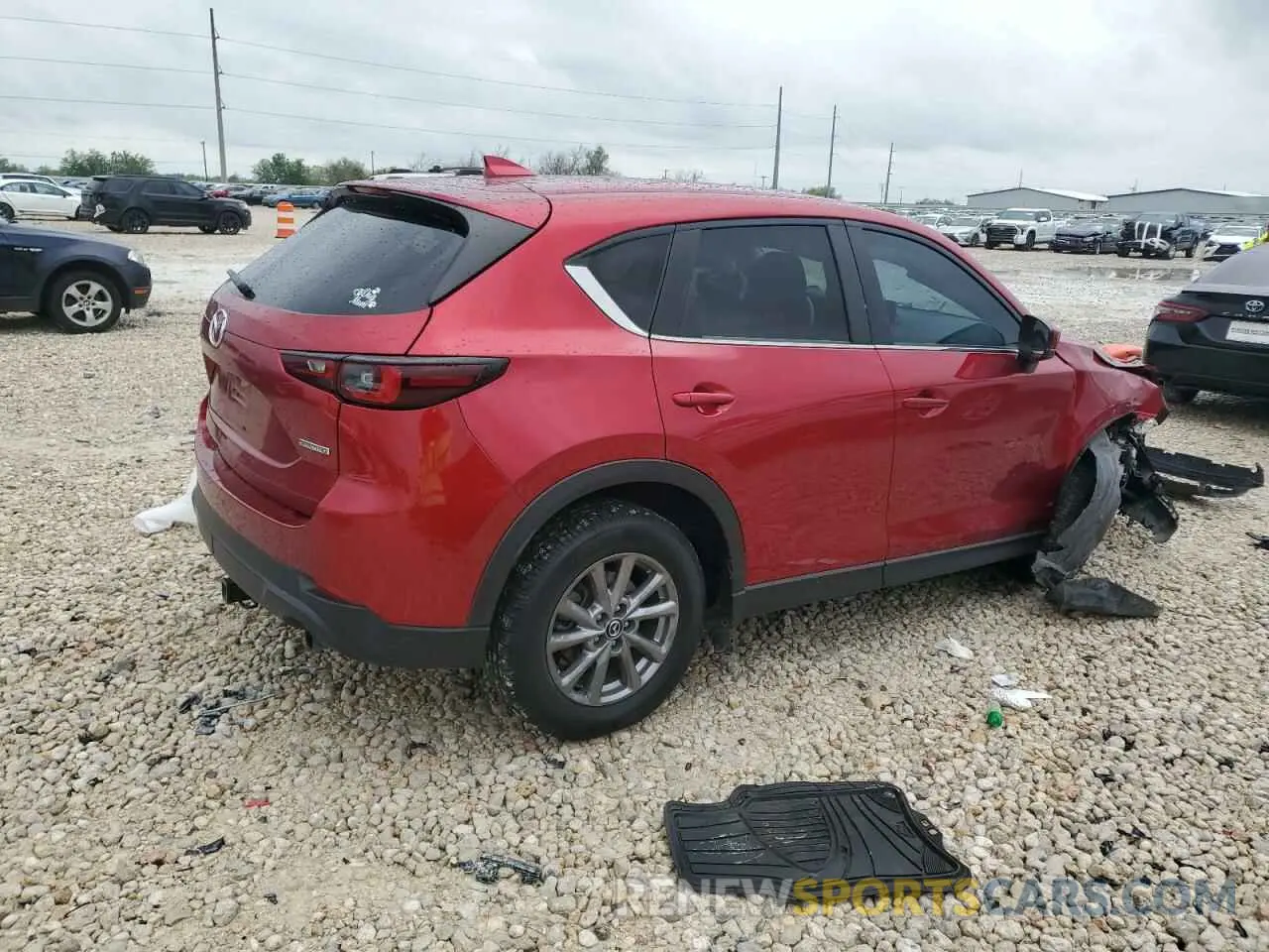 3 fotografías del automóvil dañado JM3KFBBM6N0536596 MAZDA CX-5 SELEC 2022