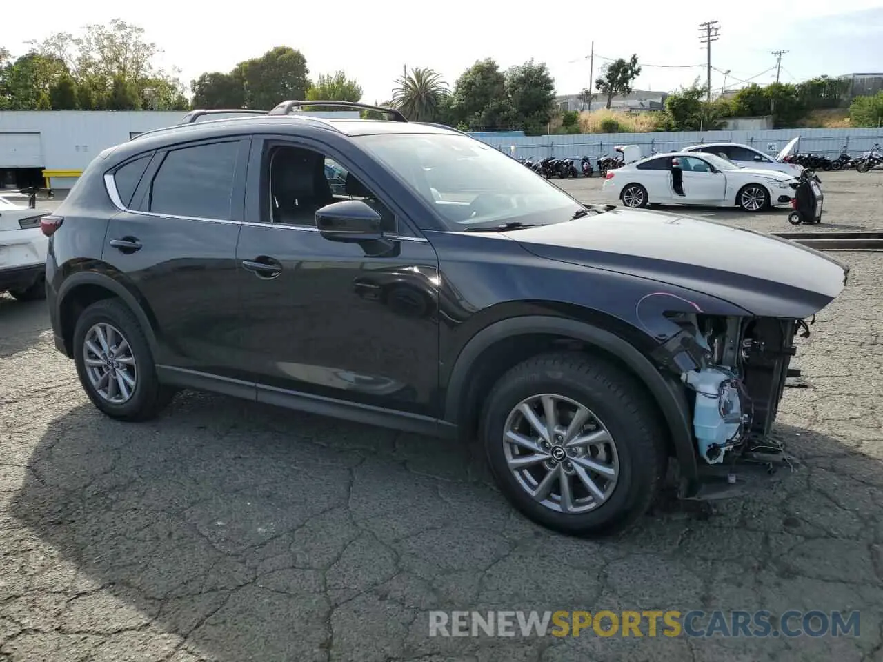 4 fotografías del automóvil dañado JM3KFBBM6N0612897 MAZDA CX-5 SELEC 2022