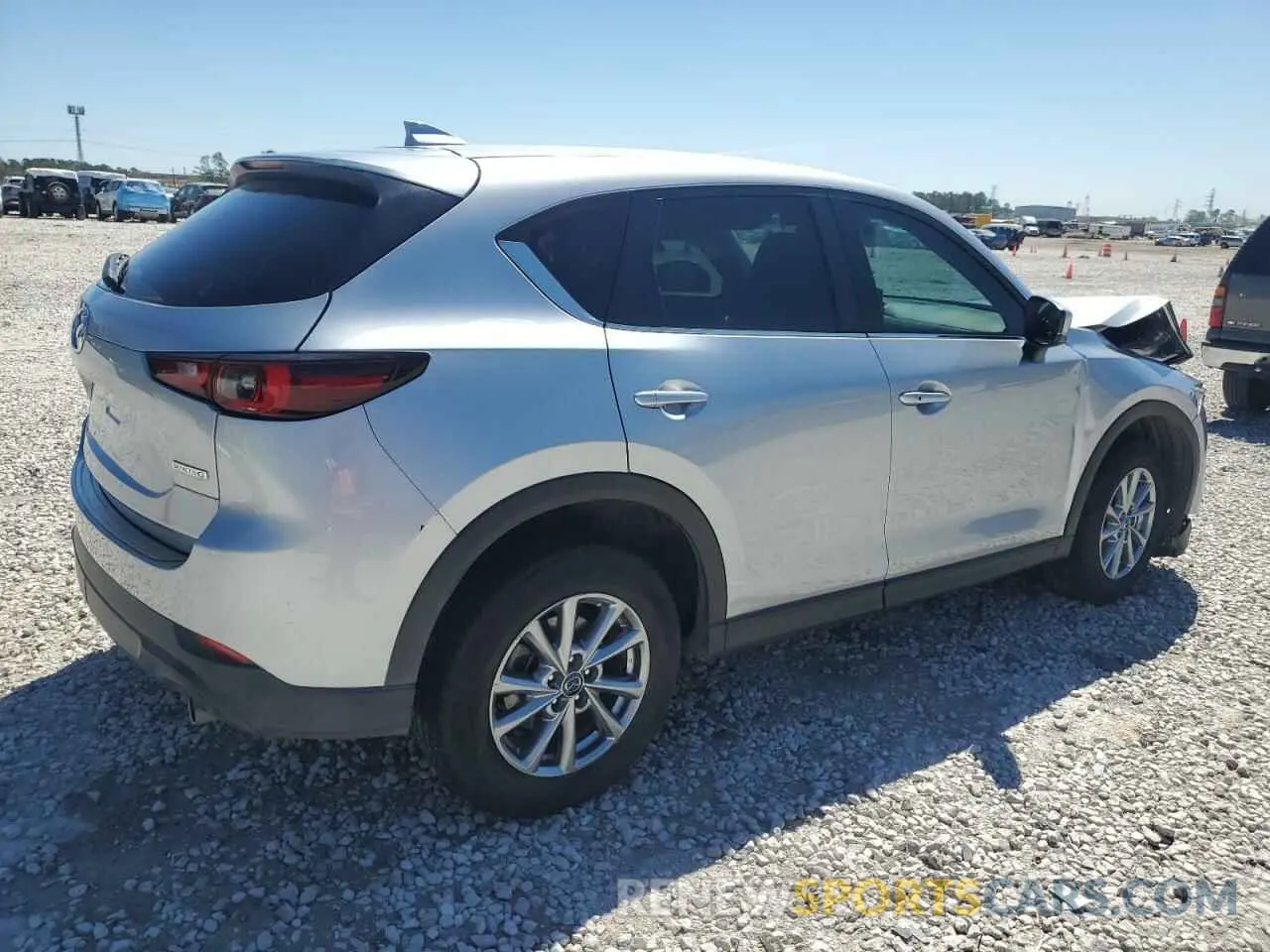3 fotografías del automóvil dañado JM3KFBBM6N1592483 MAZDA CX-5 SELEC 2022
