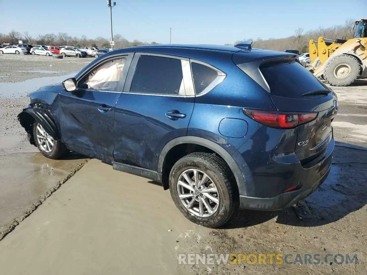 2 fotografías del automóvil dañado JM3KFBBM7N0544481 MAZDA CX-5 SELEC 2022