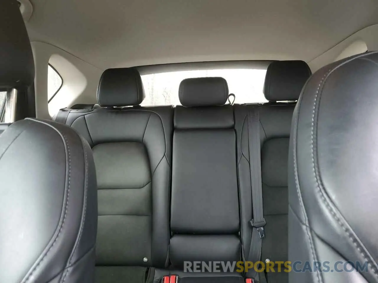 10 fotografías del automóvil dañado JM3KFBBM7N0584012 MAZDA CX-5 SELEC 2022