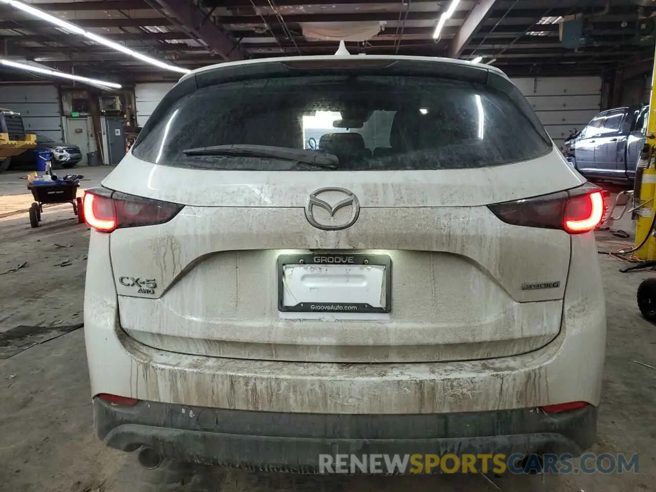 6 fotografías del automóvil dañado JM3KFBBM8N0639437 MAZDA CX-5 SELEC 2022