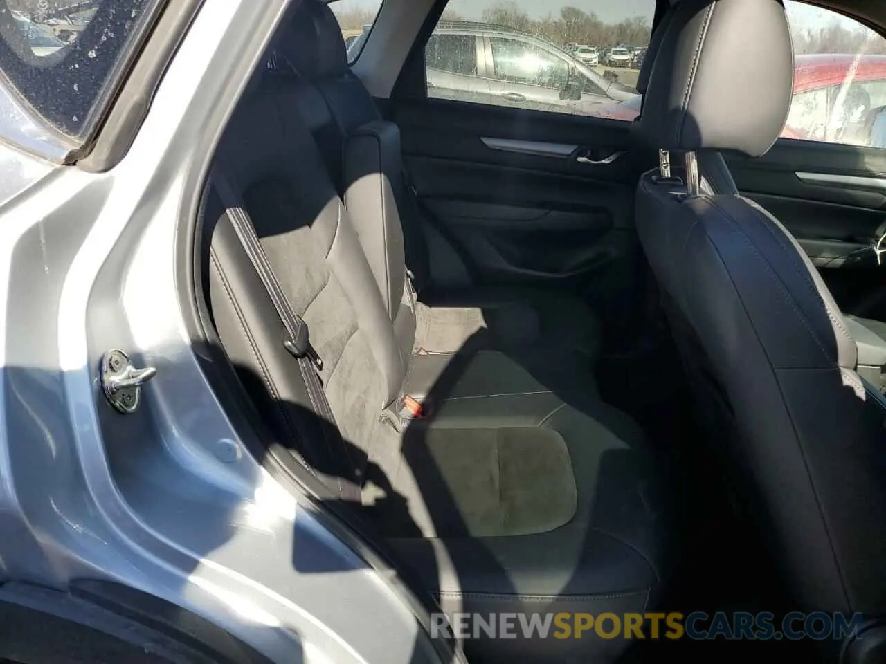 10 fotografías del automóvil dañado JM3KFBBMXN0544071 MAZDA CX-5 SELEC 2022
