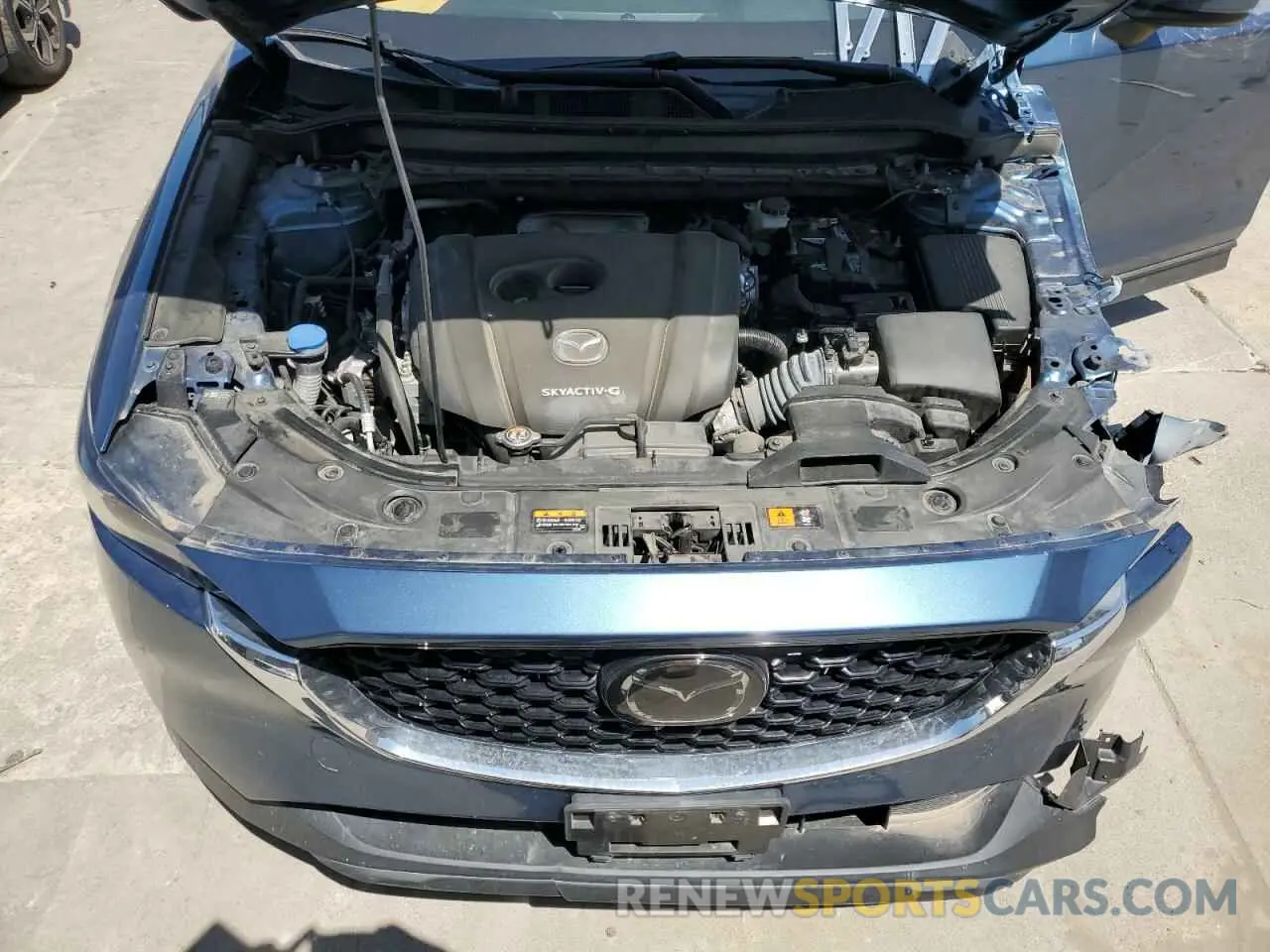 12 fotografías del automóvil dañado JM3KFBBMXN0561663 MAZDA CX-5 SELEC 2022