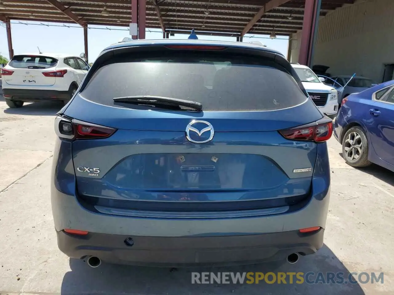 6 fotografías del automóvil dañado JM3KFBBMXN0561663 MAZDA CX-5 SELEC 2022