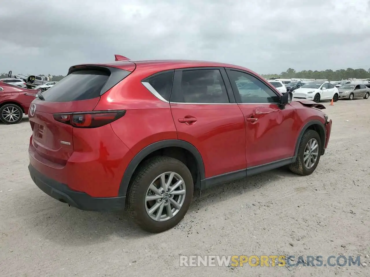 3 fotografías del automóvil dañado JM3KFBBM0P0286324 MAZDA CX-5 SELEC 2023