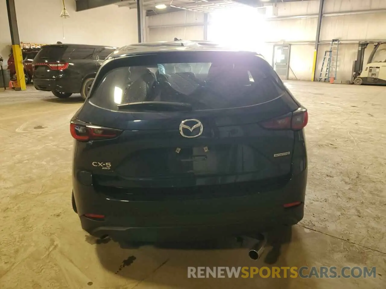 6 fotografías del automóvil dañado JM3KFBBM2P0286115 MAZDA CX-5 SELEC 2023
