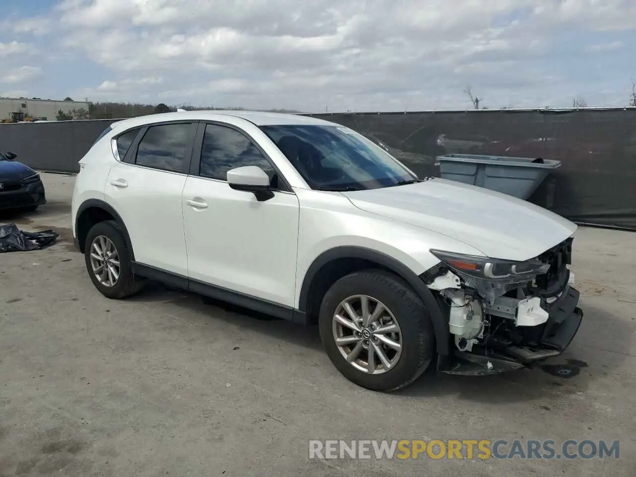 4 fotografías del automóvil dañado JM3KFBBM3P0145070 MAZDA CX-5 SELEC 2023