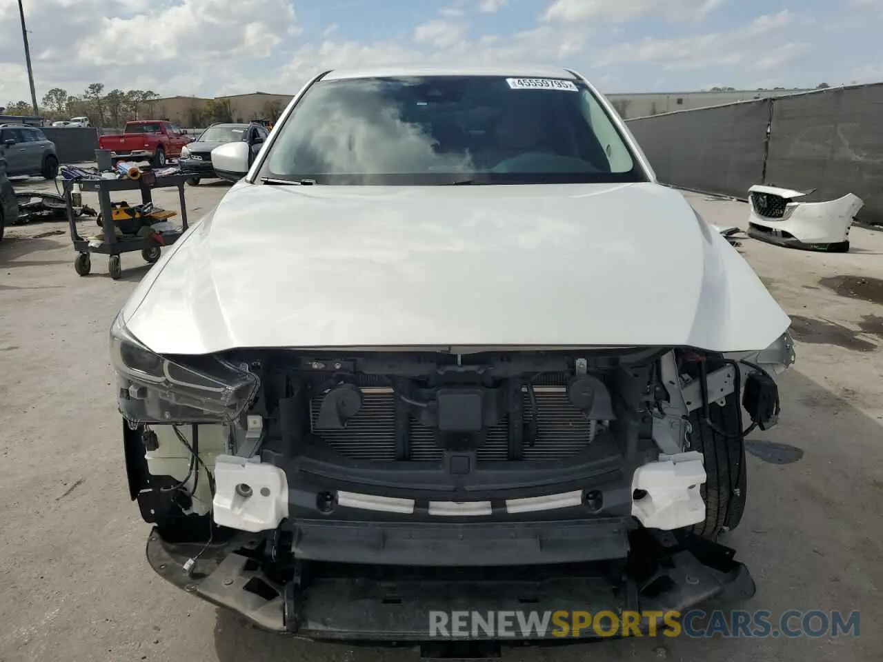 5 fotografías del automóvil dañado JM3KFBBM3P0145070 MAZDA CX-5 SELEC 2023