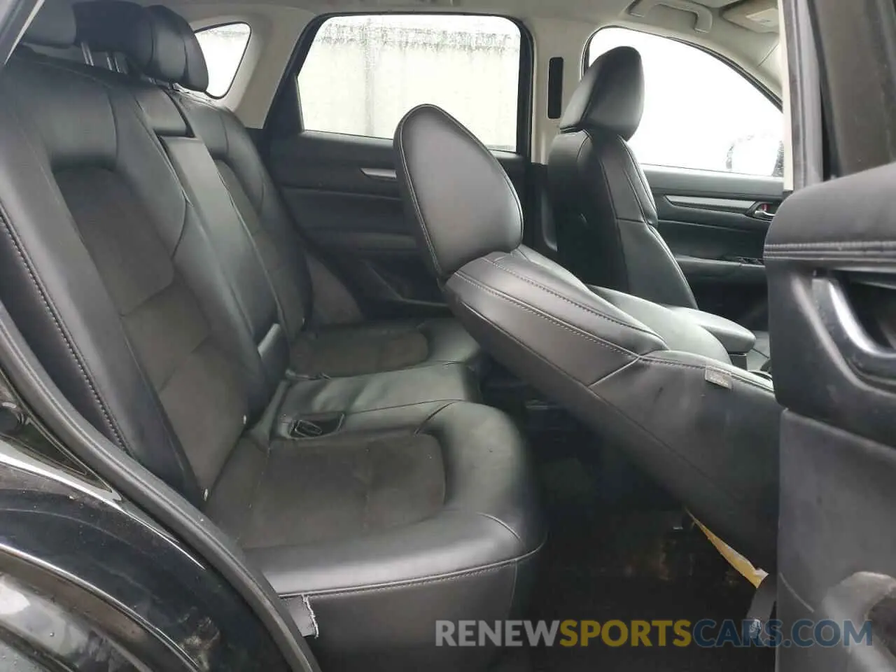 11 fotografías del automóvil dañado JM3KFBBM3P0221659 MAZDA CX-5 SELEC 2023