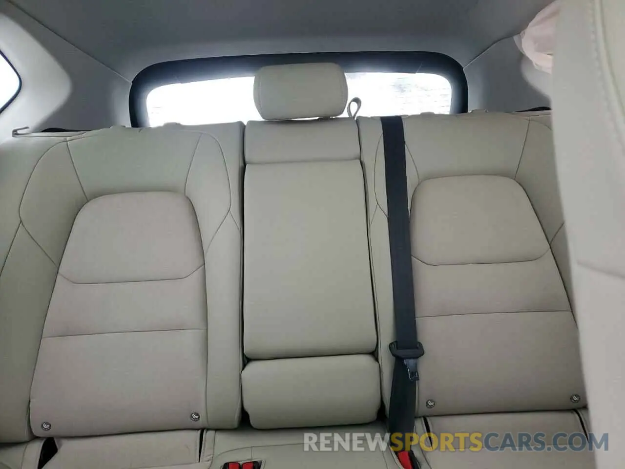 10 fotografías del automóvil dañado JM3KFBBM4P0280946 MAZDA CX-5 SELEC 2023
