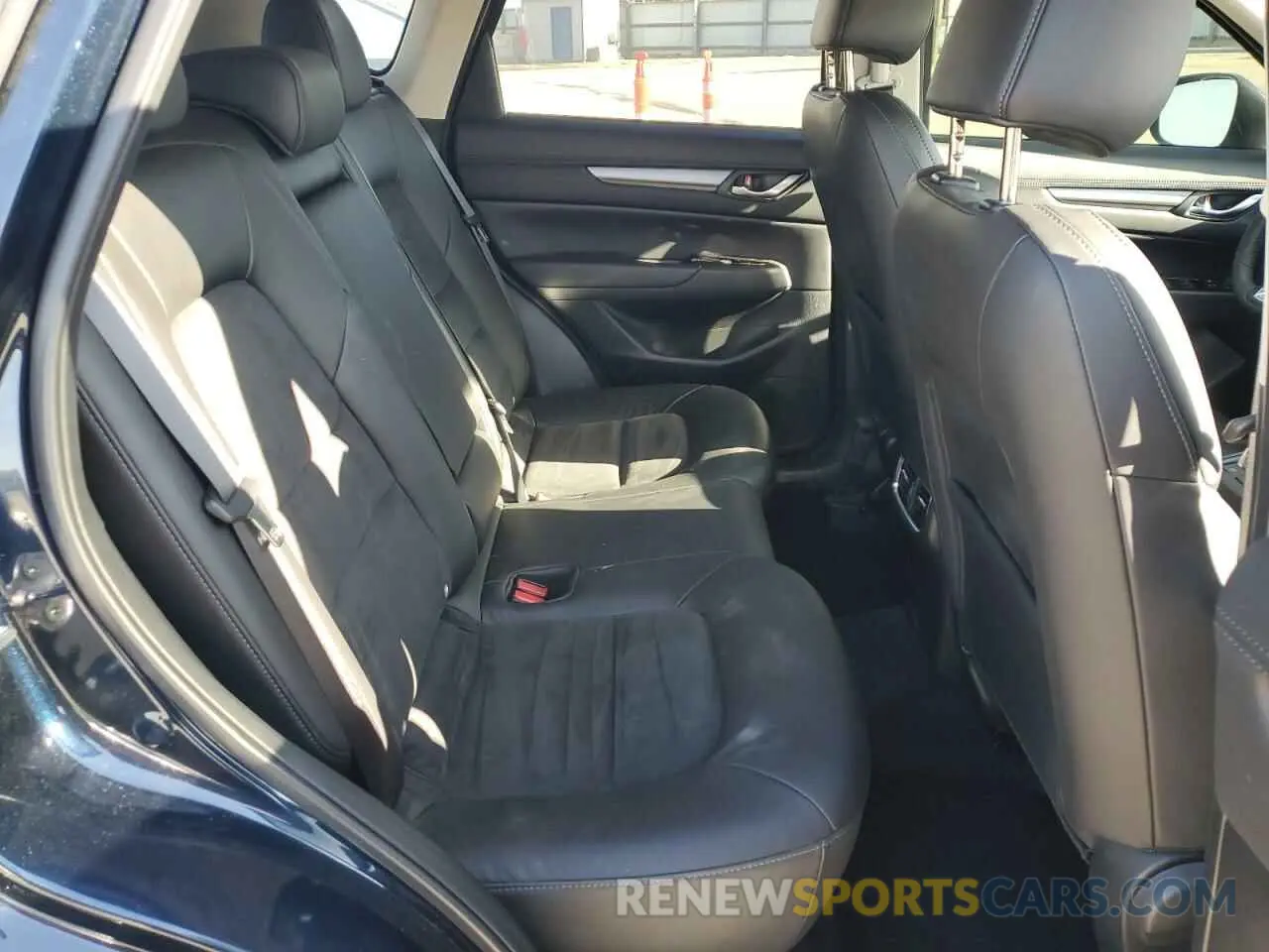 11 fotografías del automóvil dañado JM3KFBBM7P0143628 MAZDA CX-5 SELEC 2023