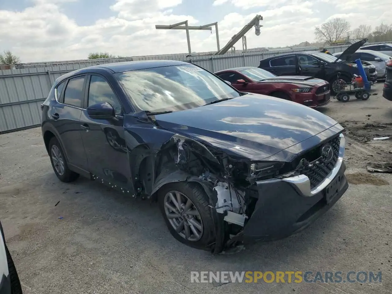 4 fotografías del automóvil dañado JM3KFBBM7P0212575 MAZDA CX-5 SELEC 2023