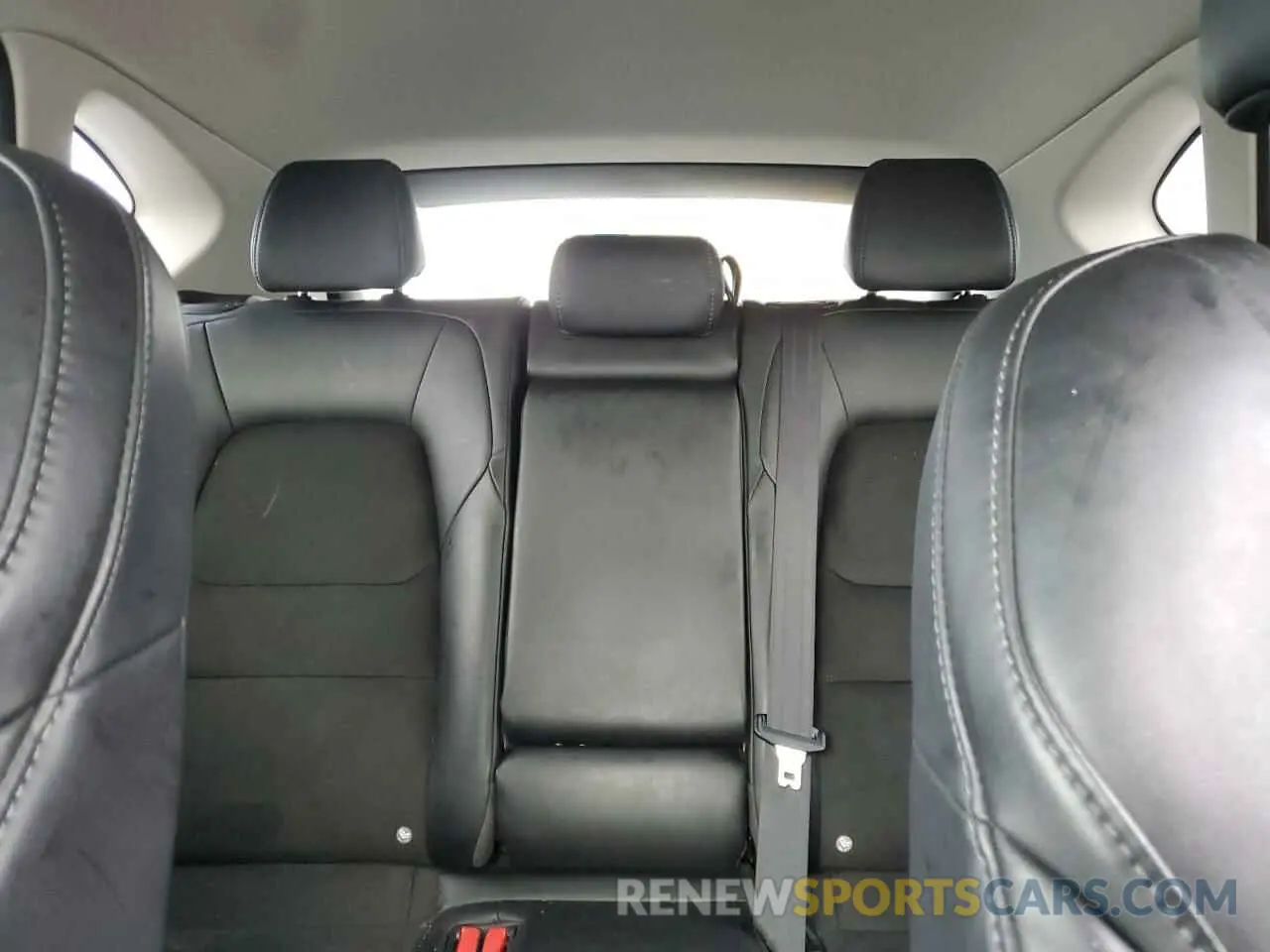 10 fotografías del automóvil dañado JM3KFBBM9P0216272 MAZDA CX-5 SELEC 2023