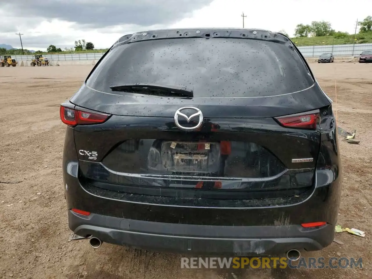 6 fotografías del automóvil dañado JM3KFBBMXP0111689 MAZDA CX-5 SELEC 2023