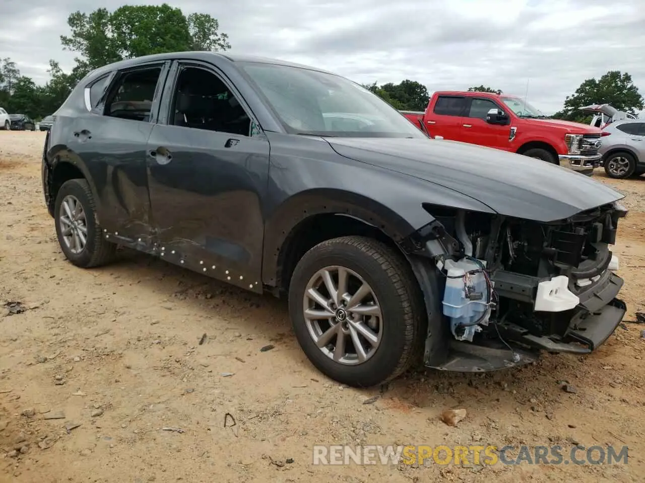 4 fotografías del automóvil dañado JM3KFBBMXP0209427 MAZDA CX-5 SELEC 2023