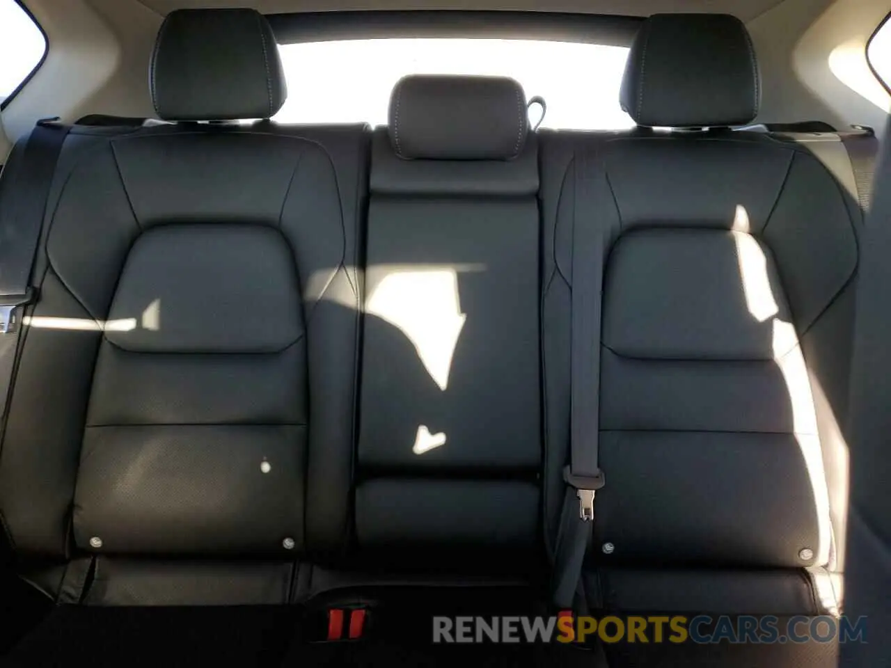 10 fotografías del automóvil dañado JM3KFBBL0R0451797 MAZDA CX-5 SELEC 2024