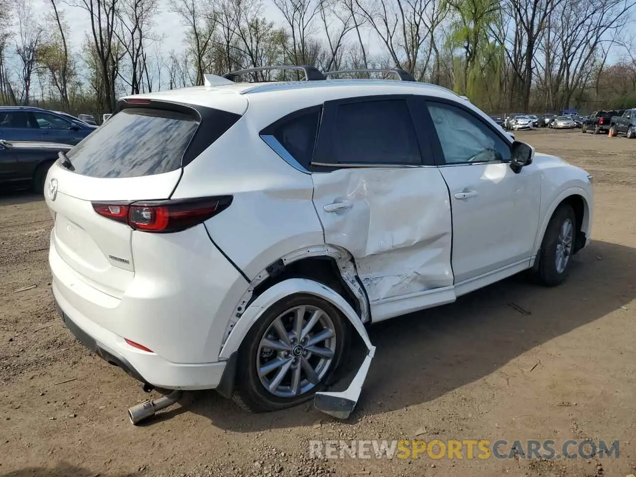 3 fotografías del automóvil dañado JM3KFBBL0R0524487 MAZDA CX-5 SELEC 2024