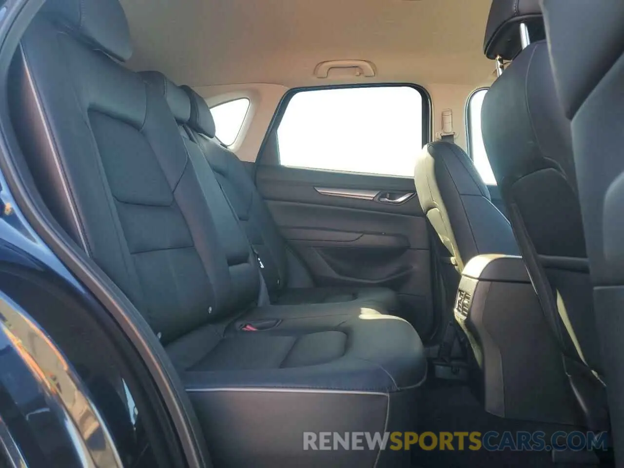12 fotografías del automóvil dañado JM3KFBBL0R0536106 MAZDA CX-5 SELEC 2024
