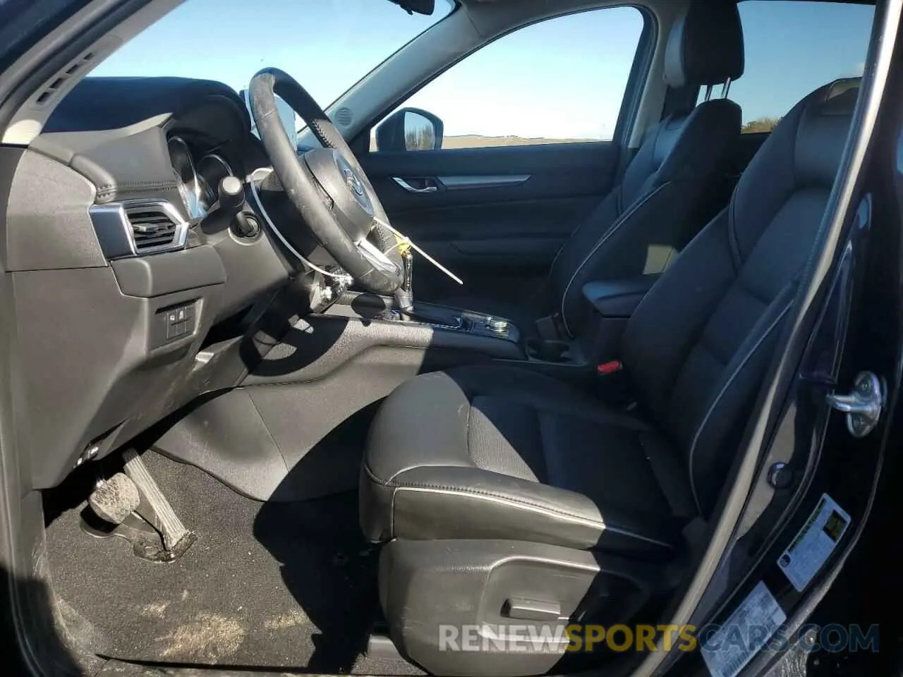 7 fotografías del automóvil dañado JM3KFBBL0R0536106 MAZDA CX-5 SELEC 2024