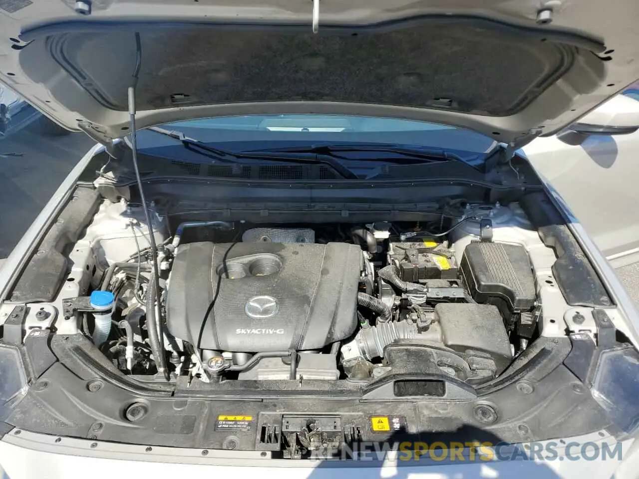 12 fotografías del automóvil dañado JM3KFBBL2R0500353 MAZDA CX-5 SELEC 2024