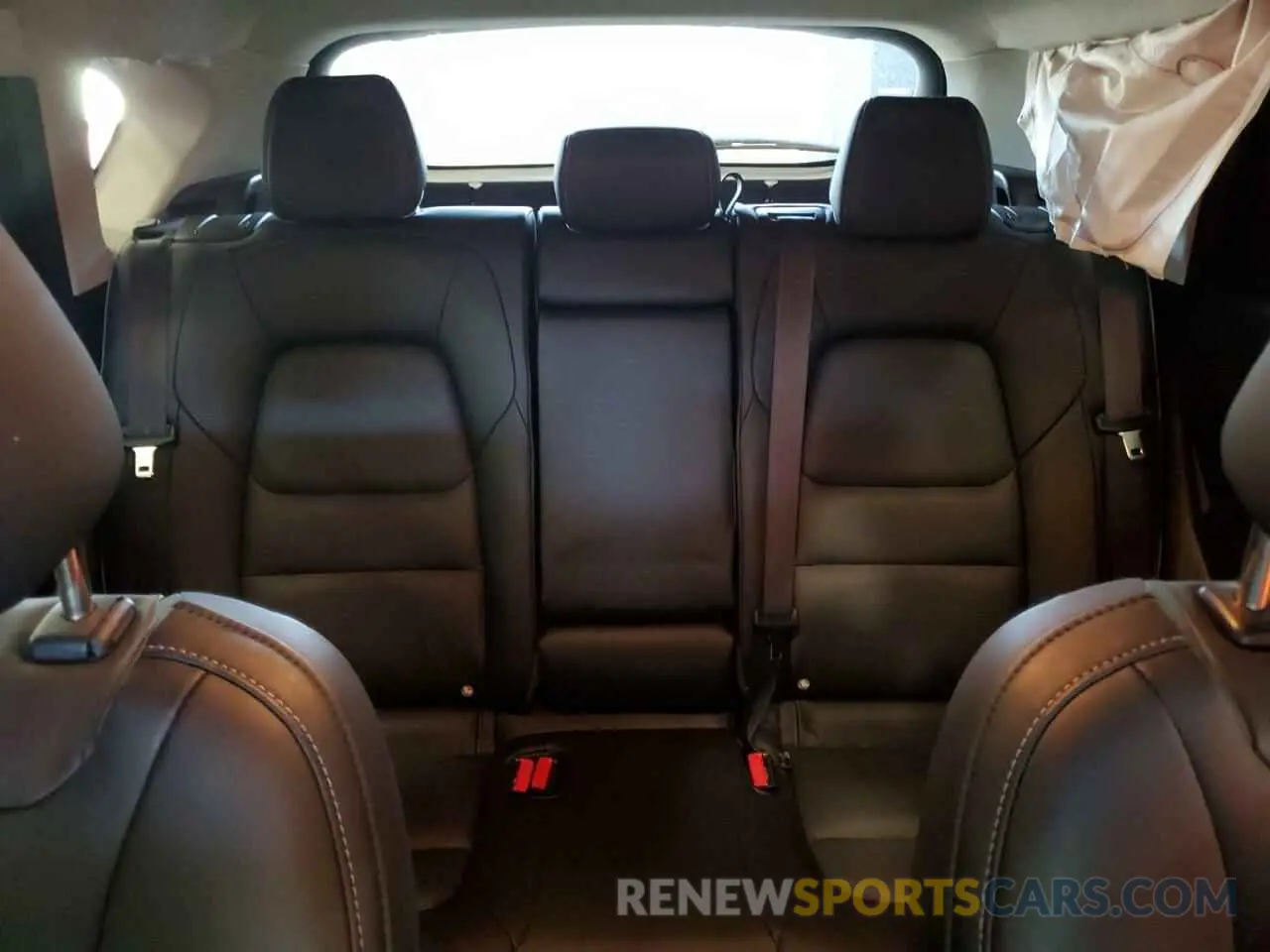 10 fotografías del automóvil dañado JM3KFBBL2R0504175 MAZDA CX-5 SELEC 2024