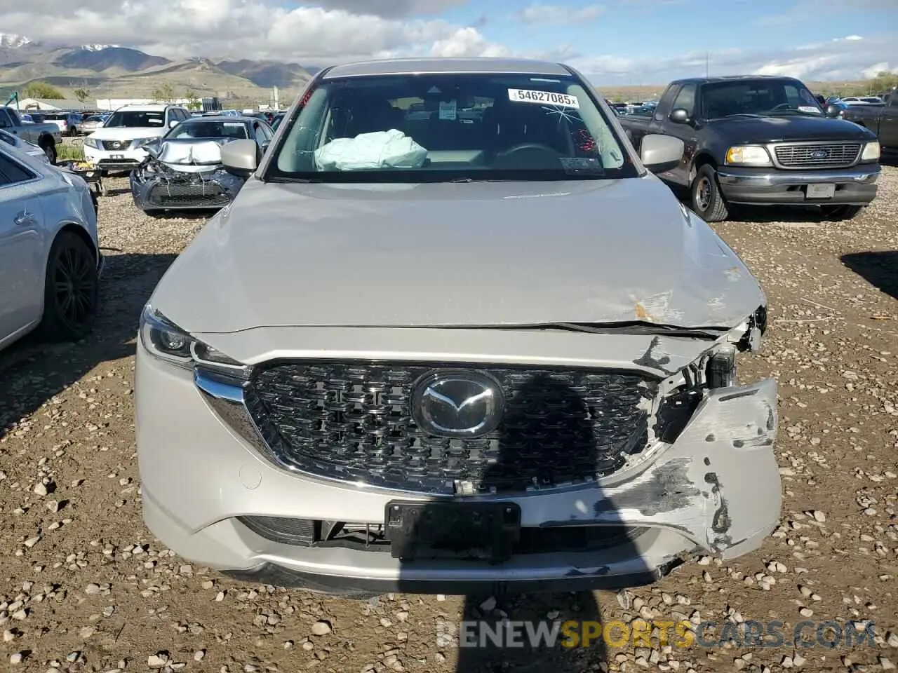 5 fotografías del automóvil dañado JM3KFBBL3R0448697 MAZDA CX-5 SELEC 2024