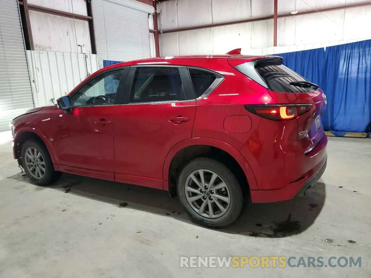 2 fotografías del automóvil dañado JM3KFBBL3R0465497 MAZDA CX-5 SELEC 2024