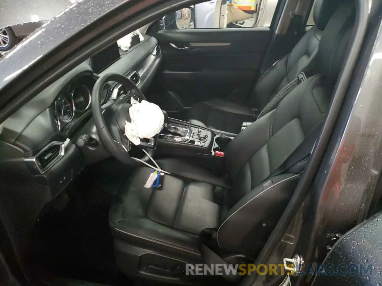 7 fotografías del automóvil dañado JM3KFBBL3R0478427 MAZDA CX-5 SELEC 2024