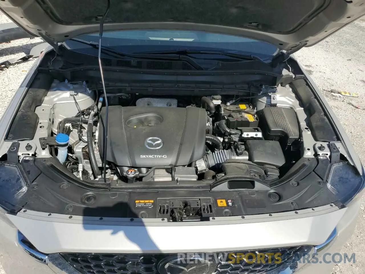 12 fotografías del automóvil dañado JM3KFBBL3R0499178 MAZDA CX-5 SELEC 2024