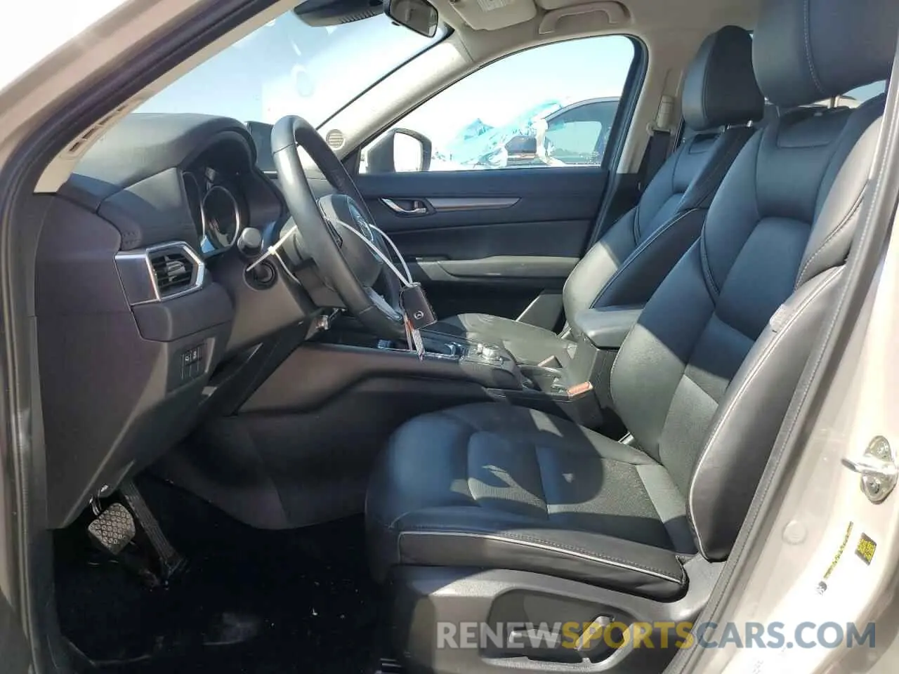 7 fotografías del automóvil dañado JM3KFBBL3R0499178 MAZDA CX-5 SELEC 2024