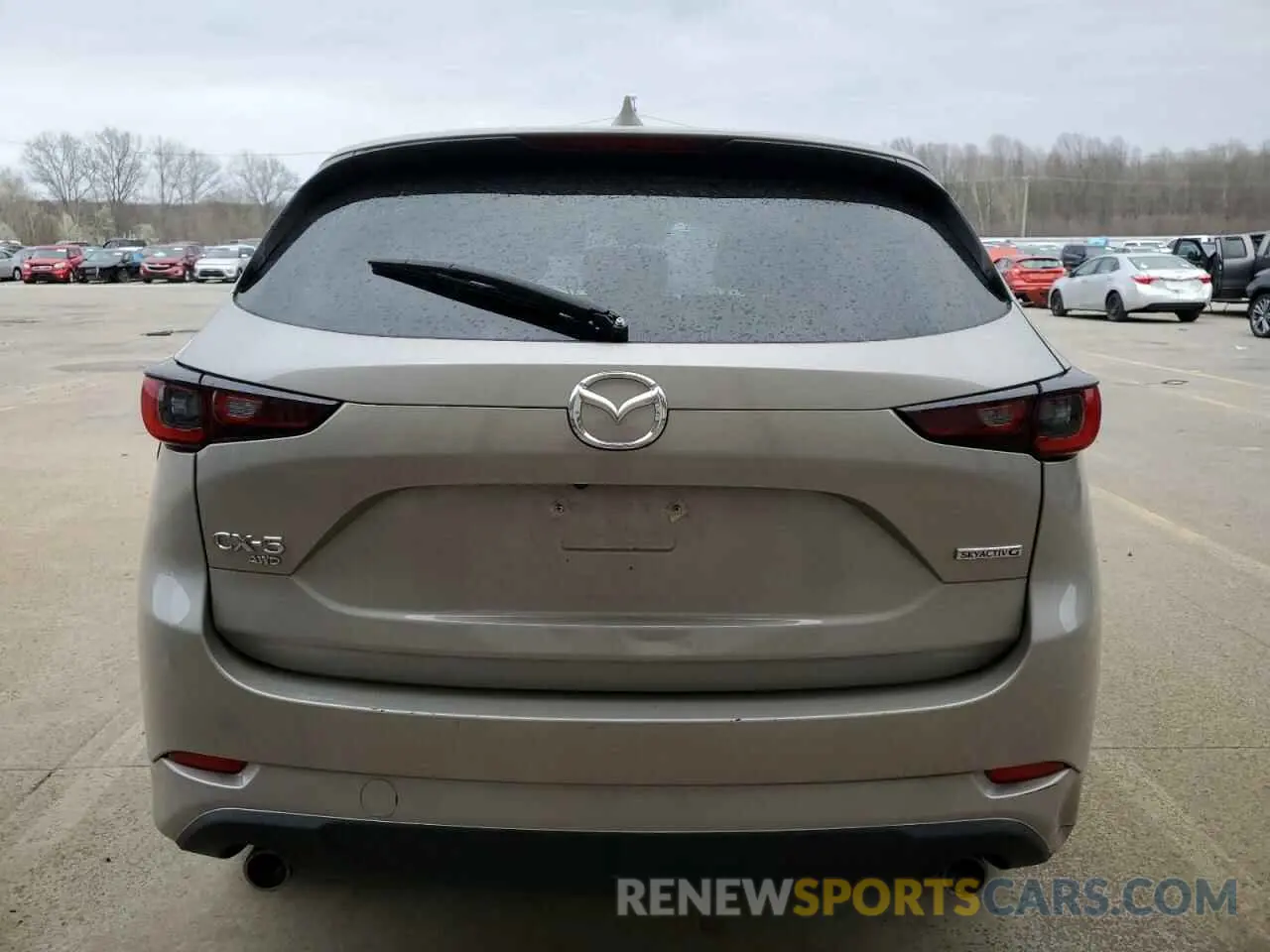 6 fotografías del automóvil dañado JM3KFBBL4R0438972 MAZDA CX-5 SELEC 2024