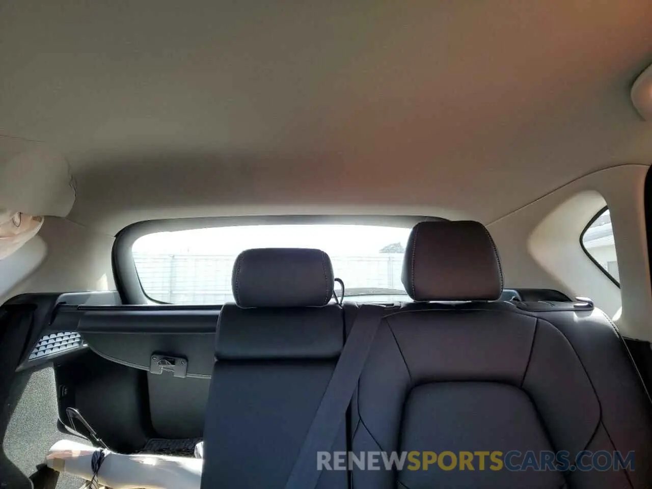 10 fotografías del automóvil dañado JM3KFBBL4R0488187 MAZDA CX-5 SELEC 2024