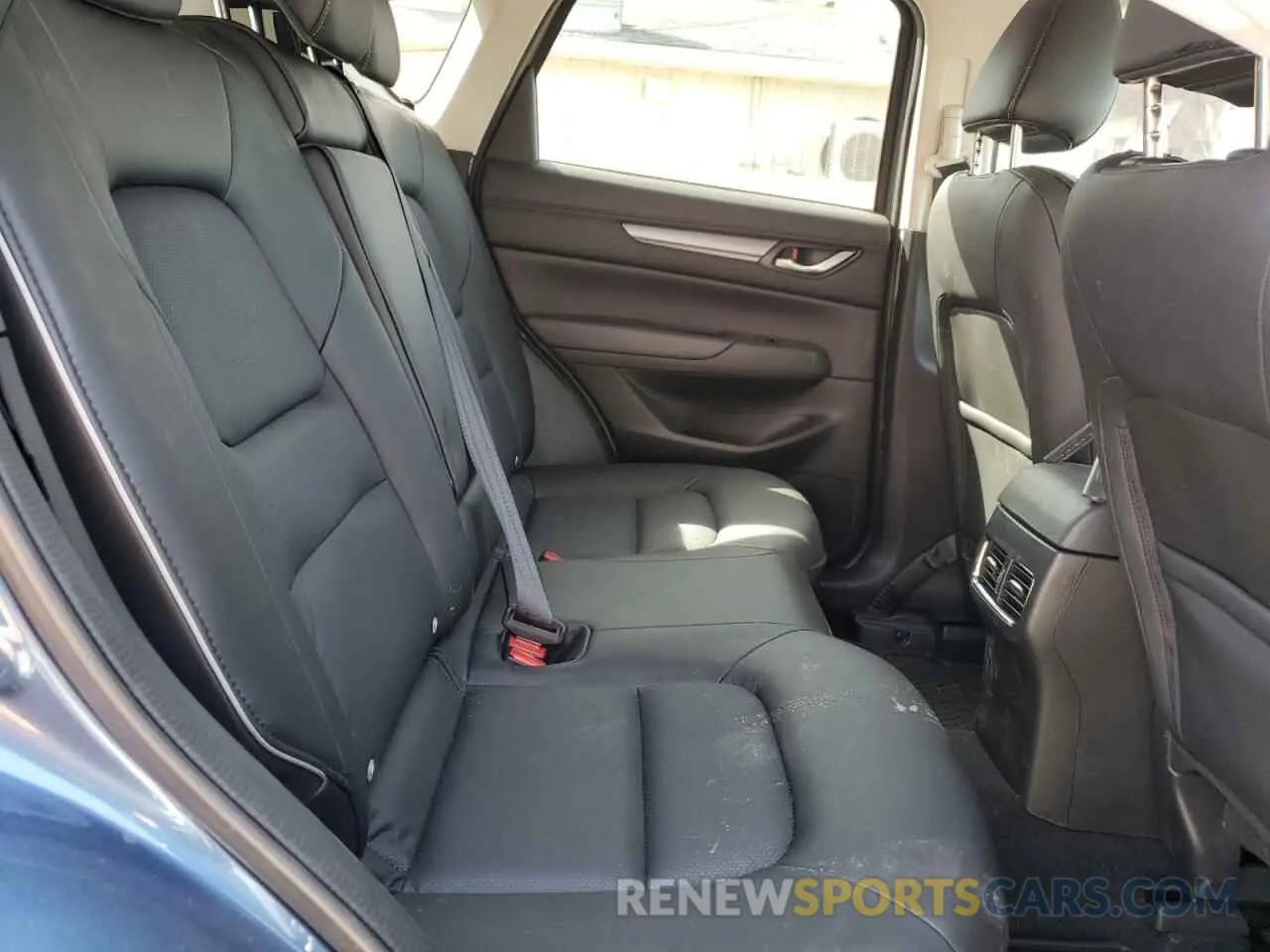 11 fotografías del automóvil dañado JM3KFBBL4R0488187 MAZDA CX-5 SELEC 2024