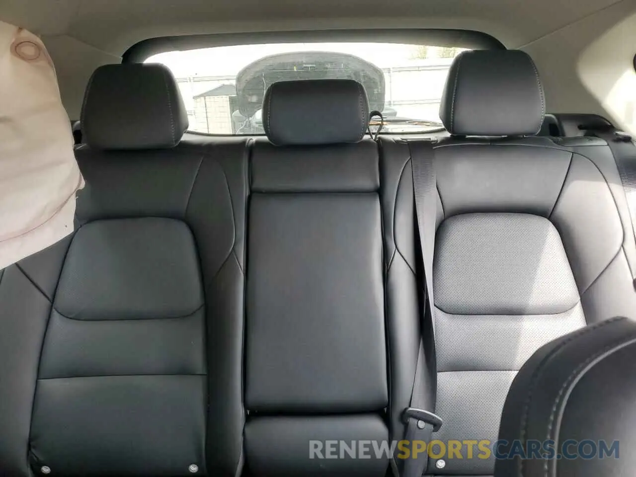 10 fotografías del automóvil dañado JM3KFBBL5R0438530 MAZDA CX-5 SELEC 2024